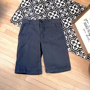 Old Navy Boy Size 10 Khaki Blue short, like new